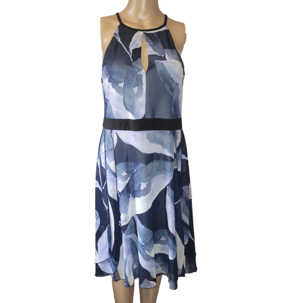 💜2for$40💜Size M - Le Château flowy dress